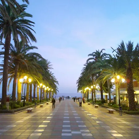 Appartamento R1357 Balcon De Europa Nerja Esterno foto
